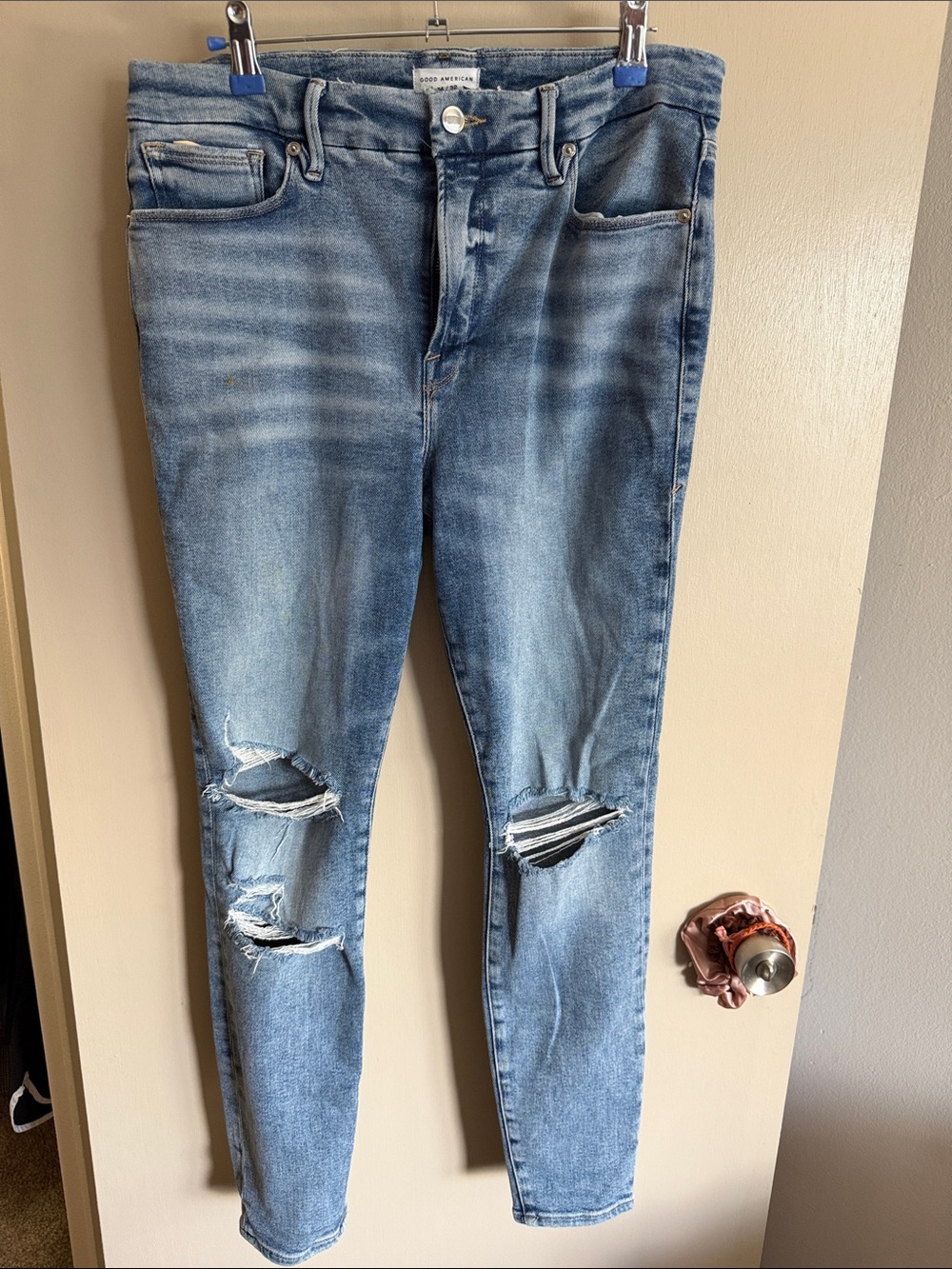 Good American Light Wash Ripped Skinny Jeans